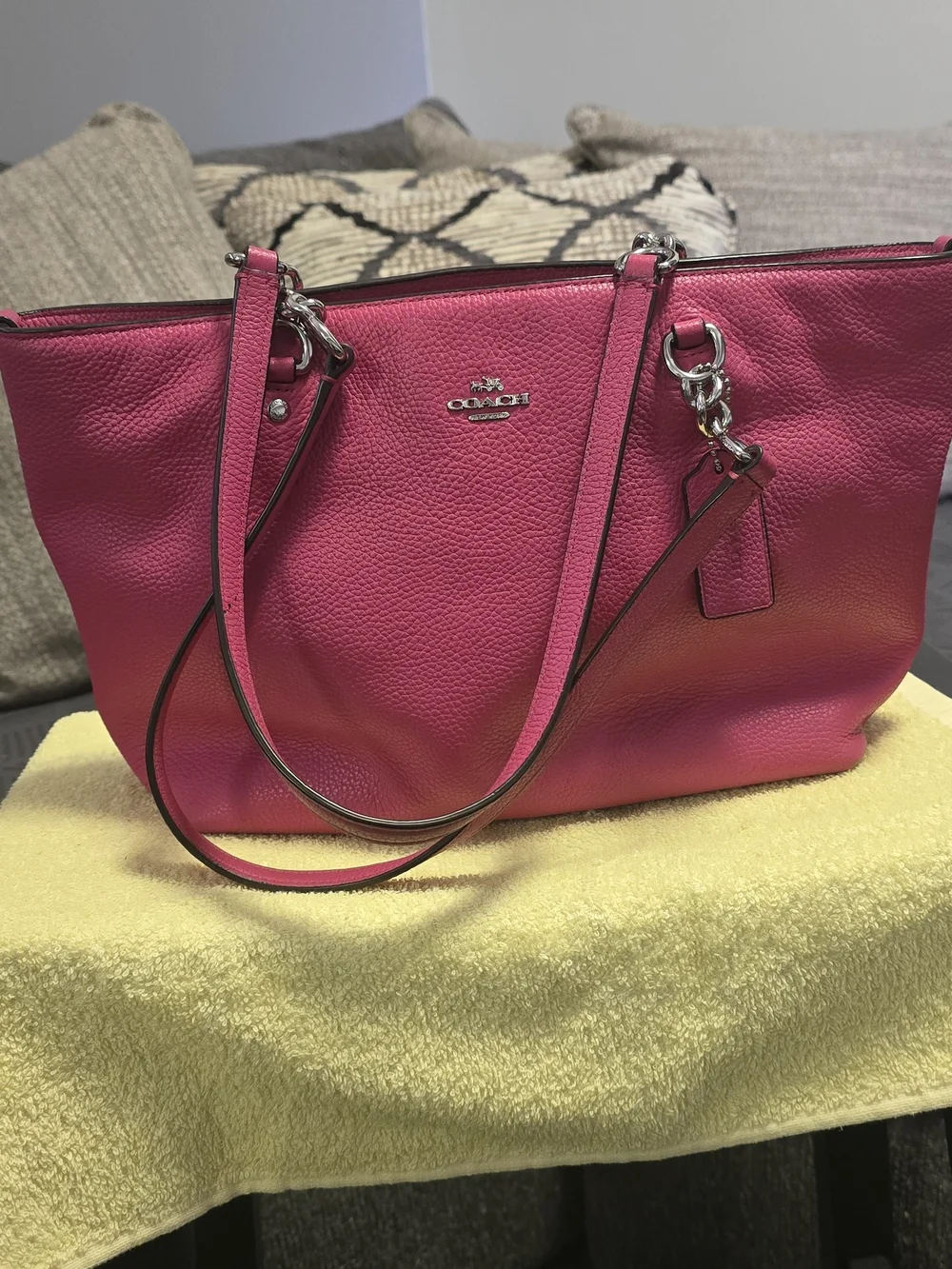 Coach Small Tote Dahlia Pink Pebbled LeatherBag W Dust Bag